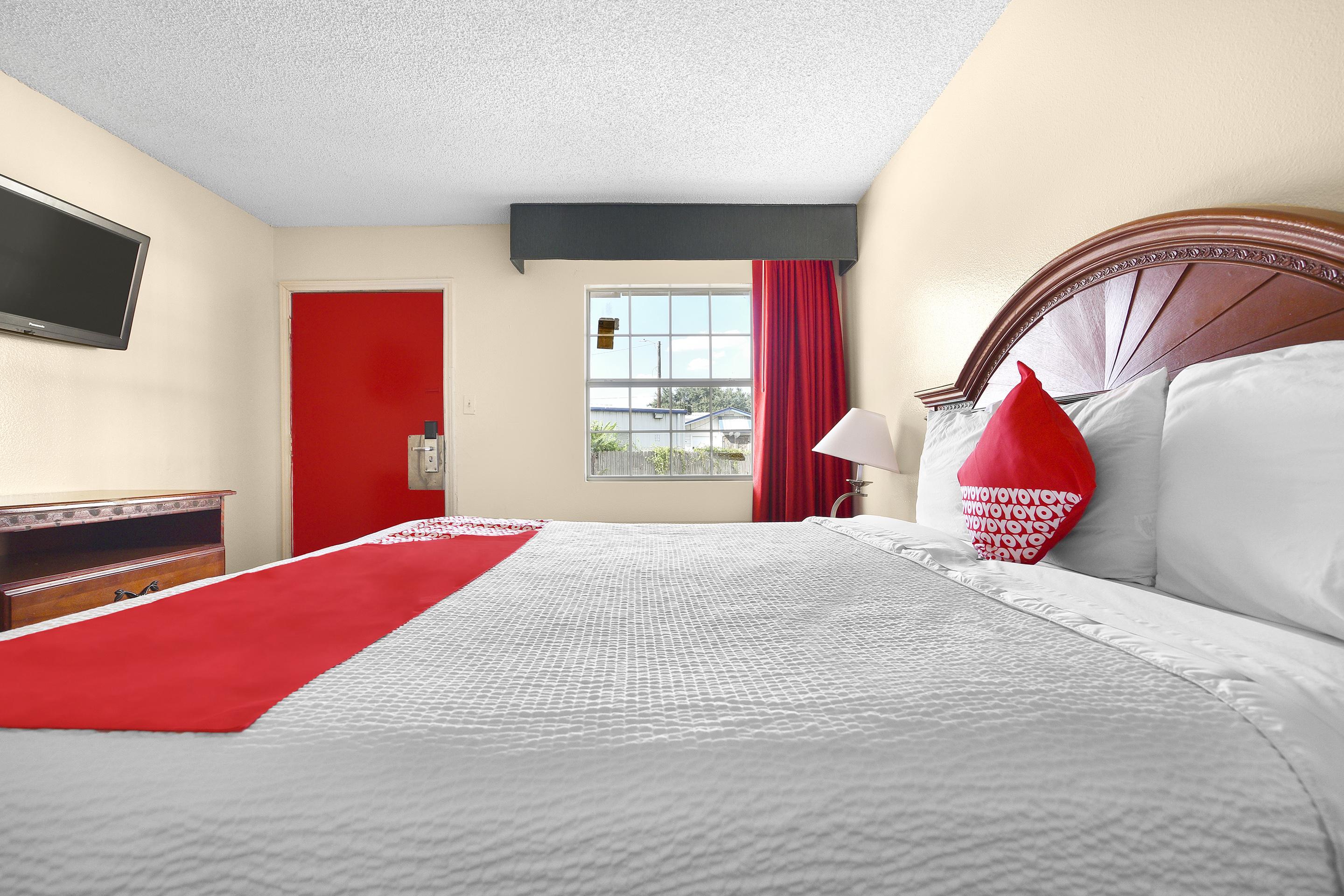 Oyo Hotel San Antonio Lackland Near Seaworld Экстерьер фото