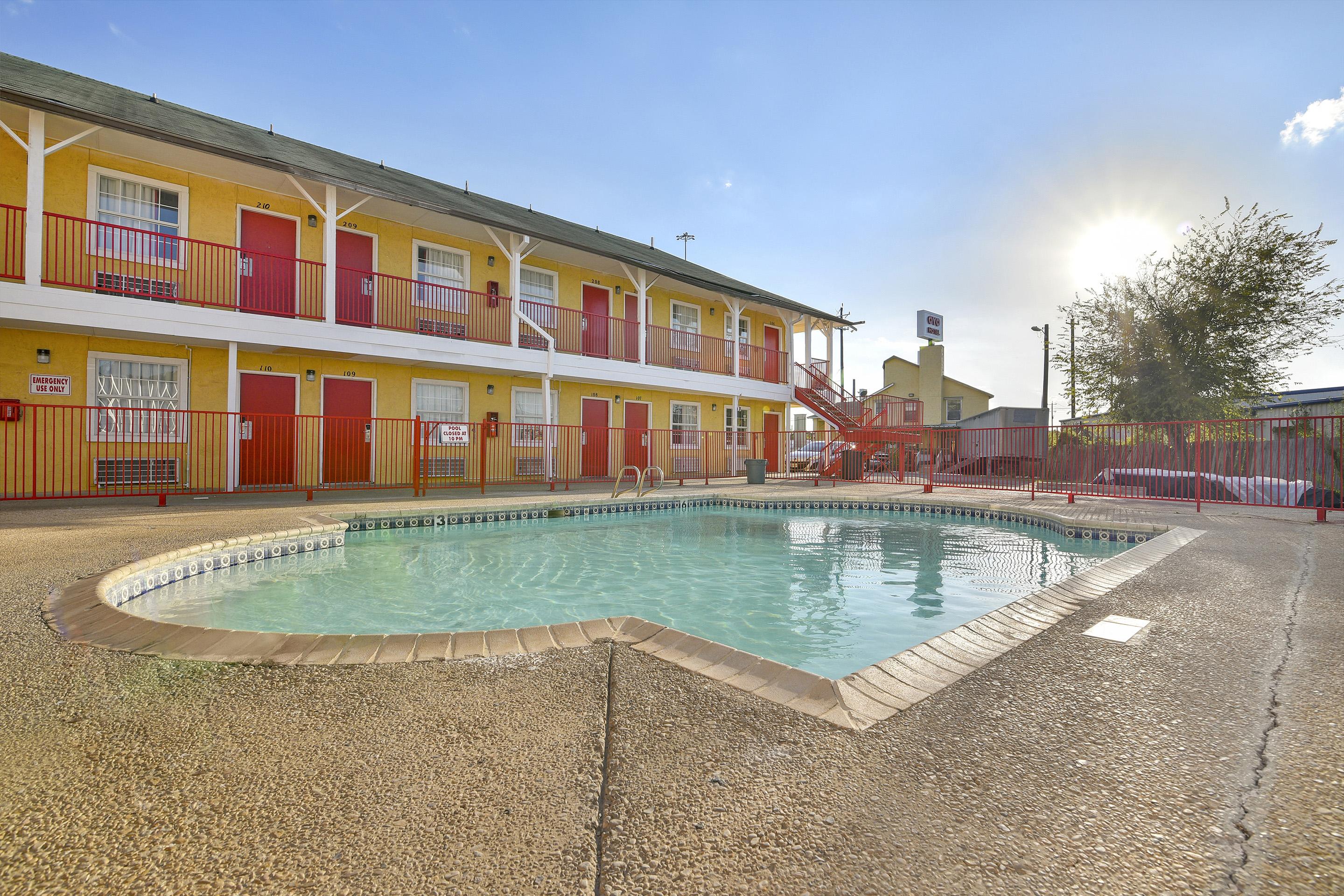 Oyo Hotel San Antonio Lackland Near Seaworld Экстерьер фото