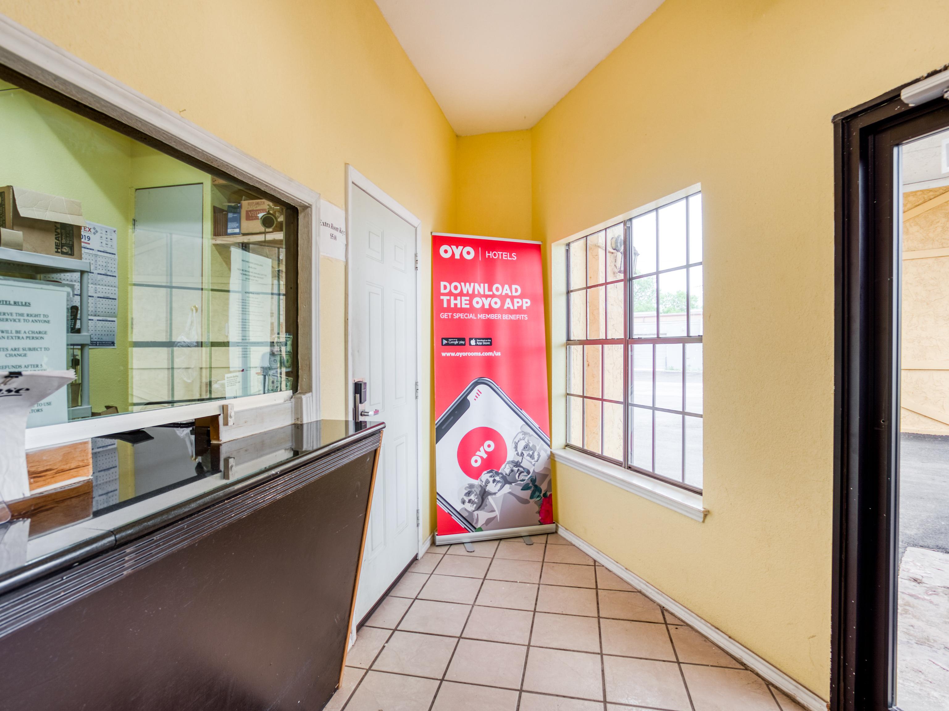 Oyo Hotel San Antonio Lackland Near Seaworld Экстерьер фото