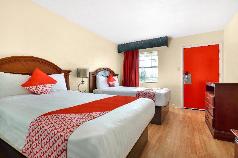 Oyo Hotel San Antonio Lackland Near Seaworld Экстерьер фото