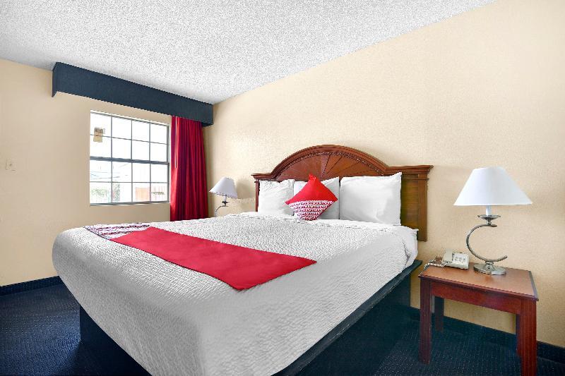 Oyo Hotel San Antonio Lackland Near Seaworld Экстерьер фото